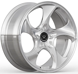 Jantes forgées 1 pièce Toyota Kluger IV (XU70) 18 pouces personnalisées en argent brossé